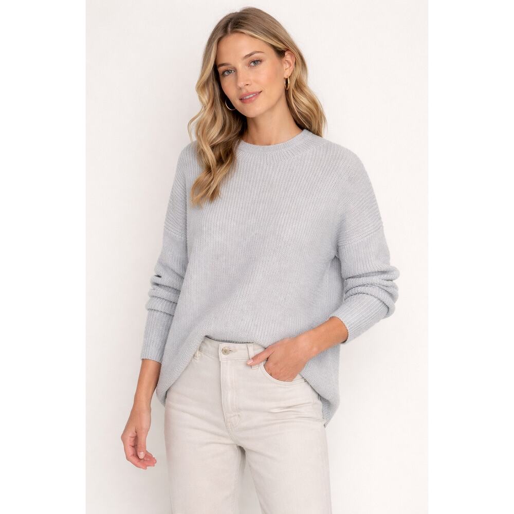 Thread & Supply Silver Ribbed Knit Sweater Size Large Relaxed Crewneck Pullover